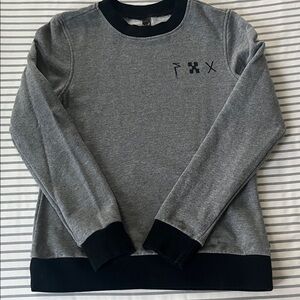 Fox Women's Gray Crewneck Sweater